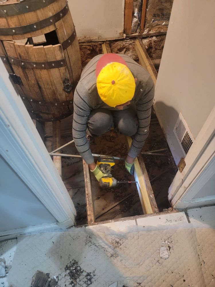 Slide of JL Painting Y Construction