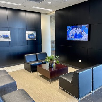 Fox Acura - Customer Lounge - Car Dealers Near Me - Kentwood, Michigan Fox Acura - Customer Lounge - Car Dealers Near Me - Kentwood, Michigan