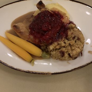 Linn's Restaurant - Roasted Berry Chicken - American Near Me - Cambria, California