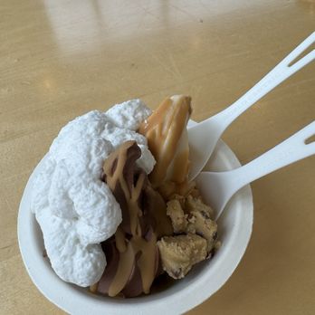 Eb & Bean - Cookie dough, chocolate sea salt, pb butterscotch, cookie butter hardshell, whipped cream - Ice Cream & Frozen Yogurt Near Me - Portland, Oregon