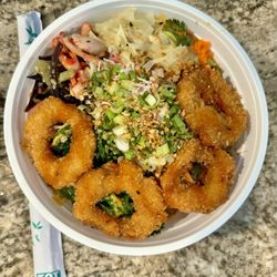 Poke Hut - Large poke bowl with 3 proteins