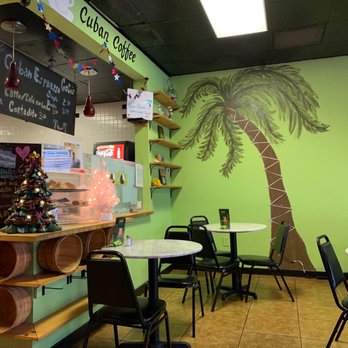 Coco's Cuban - Cozy seating area - Cuban Near Me - Cumming, Georgia Coco's Cuban - Cozy seating area - Cuban Near Me - Cumming, Georgia