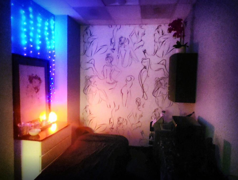 Massage By Donna Logo
