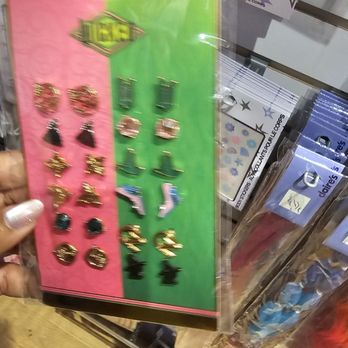 Claire’s - Accessories Near Me - New York, New York