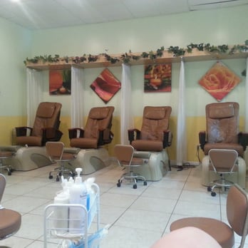 Natural Nails & Spa - Other side of the chairs... Very comfy! - Nail Salons Near Me - Magnolia, Texas