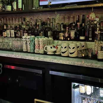 Trash Panda Drinking Club - Full bar setup - Pizza Near Me - Houston, Texas Trash Panda Drinking Club - Full bar setup - Pizza Near Me - Houston, Texas