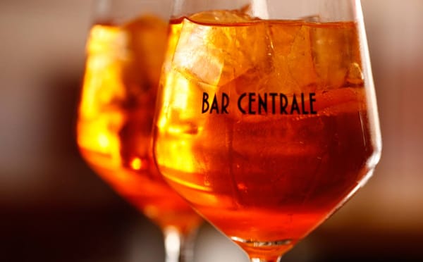 Bar Centrale by null