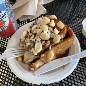 Cinnamon Roll Place - Bakeries Near Me - Kihei, Hawaii Cinnamon Roll Place - Bakeries Near Me - Kihei, Hawaii