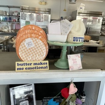 Magpies - Bakeries Near Me - Knoxville, Tennessee Magpies - Bakeries Near Me - Knoxville, Tennessee