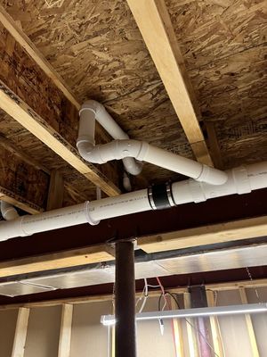 Discovery Plumbing Drain Solutions Logo