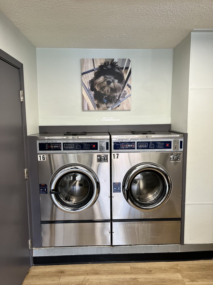 GLEN ELLEN COIN LAUNDRY Updated September 2024 20 Photos & 10