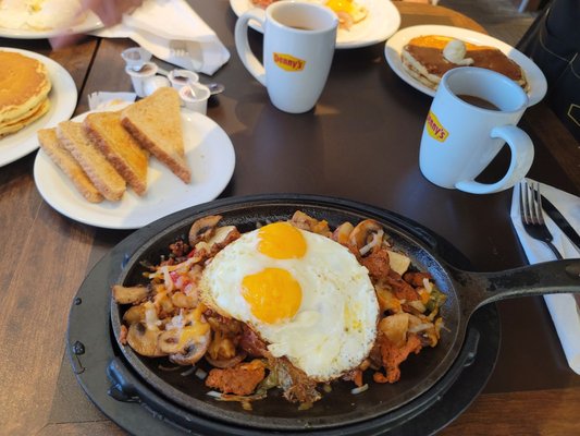 Denny's Restaurant by null