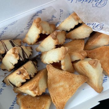 Pastries By Randolph - Mini hamantaschen - Bakeries Near Me - Arlington, Virginia Pastries By Randolph - Mini hamantaschen - Bakeries Near Me - Arlington, Virginia
