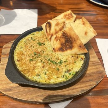 Garp & Fuss - I COULD CRY ABOUT THIS SPINACH AND ARTICHOKE DIP FR BEST IVE HAD IN MY LIFE NO CONTEST - American Near Me - Winter Park, Florida