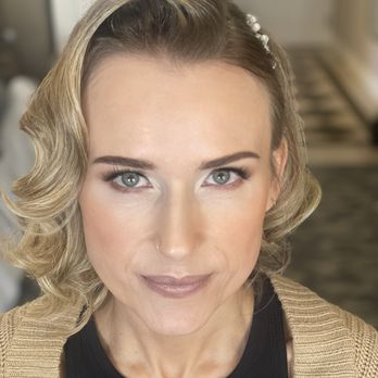 Smooth Brides - Vintage classic Hair And Makeup - Makeup Artists Near Me Smooth Brides - Vintage classic Hair And Makeup - Makeup Artists Near Me