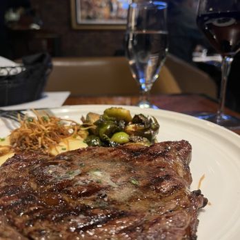 The Lime Lite - S Harris Ranch Bone - In Rib Eye 20oz - New American Near Me - Fresno, California The Lime Lite - S Harris Ranch Bone - In Rib Eye 20oz - New American Near Me - Fresno, California