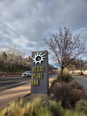 Desert Pearl Inn by null