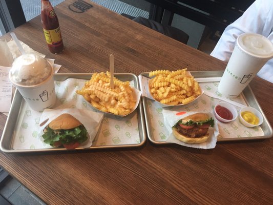 Shake Shack Houston, Galleria by null
