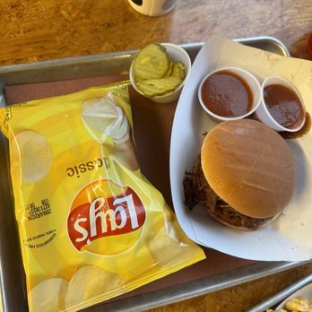 Billy's Pit BarBQ - Chopped beef sandwich - Barbeque Near Me - Bastrop, Texas