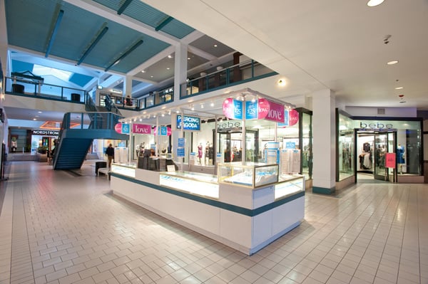 Anchorage 5th Avenue Mall by null