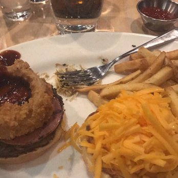 Doc B's Restaurant + Bar - Backyard burger. Just ok...turkey burger is tons better - New American Near Me - Chicago, Illinois