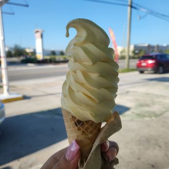 Space Coast Ice Cream - mango dole whip - Ice Cream & Frozen Yogurt Near Me - Titusville, Florida