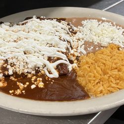 Las Palmas Mexican Restaurant & Bar - Enchiladas De Mole