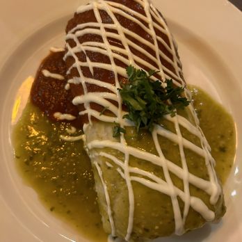 Sal Pique - Burrito asada suizo - Mexican Near Me - Park Ridge, Illinois