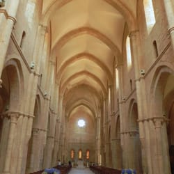 Abbazia di Fossanova Parrocchia S. Maria Annunziata - Die Abbazia von innen
