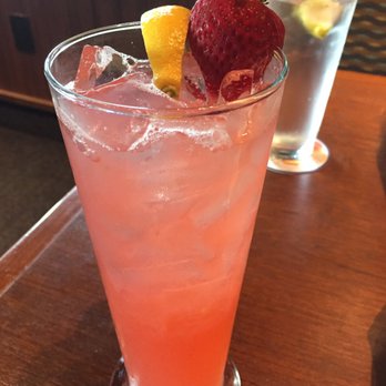 Red Lobster - Strawberry lemonade. - Seafood Near Me - Tigard, Oregon Red Lobster - Strawberry lemonade. - Seafood Near Me - Tigard, Oregon