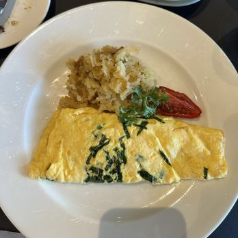 Cibola - Spinach omelette - Wine Bars Near Me - Cabo San Lucas, BCS