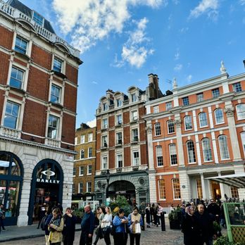 Covent Garden - Covent Garden, London_Yelp_Sanju-12 - Shopping Centers Near Me - London, XGL Covent Garden - Covent Garden, London_Yelp_Sanju-12 - Shopping Centers Near Me - London, XGL