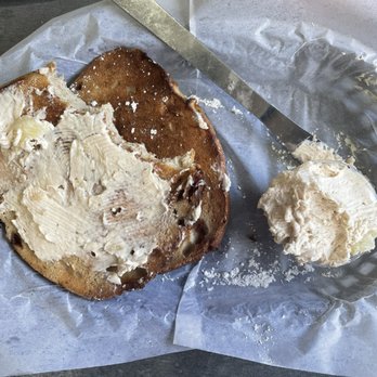 BB’s Bagels - Cinnamon bagel with cinnamon spread - Breakfast & Brunch Near Me - Alpharetta, Georgia