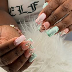 Clara’s Nail Bar