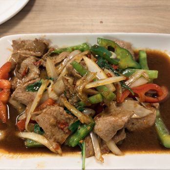 Khon Thai Restaurant - Pad Prik Pao with beef - Thai Near Me - Fort Collins, Colorado Khon Thai Restaurant - Pad Prik Pao with beef - Thai Near Me - Fort Collins, Colorado