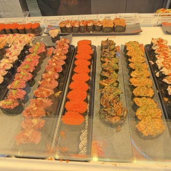 FOB Poke Bar - Sushi Bars Near Me - Tukwila, Washington