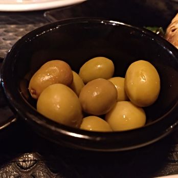 Ramë - Olives - Gastropubs Near Me - Torrevieja, A