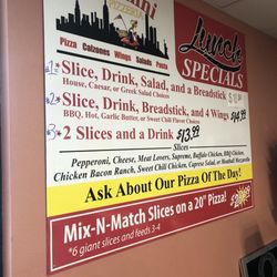 Boggy Boys Pizza - Lunch specials