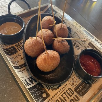 Eight Thirty Common - Corn dogs - Gastropubs Near Me - Meridian, Idaho