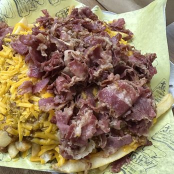 The Hat - chili cheese fries with pastrami - American Near Me - Lake Forest, California The Hat - chili cheese fries with pastrami - American Near Me - Lake Forest, California
