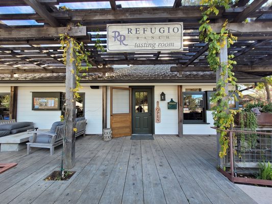 Refugio Ranch Vineyards - Los Olivos Tasting Room by null