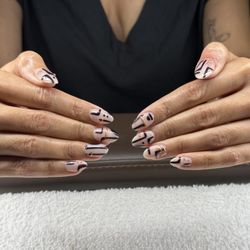 Sassy Nail Studio - Structure gel nail . Japanese gel
