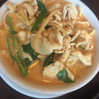 Thai Square Restaurant - Chicken red curry - Thai Near Me - Arlington, Virginia