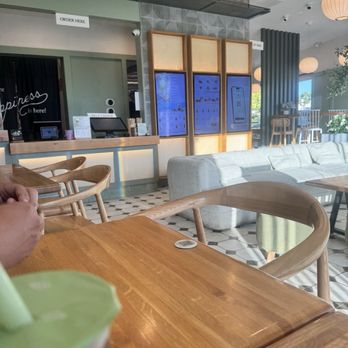 Summerfield Tea Bar - Interior - Bubble Tea Near Me - La Habra, California