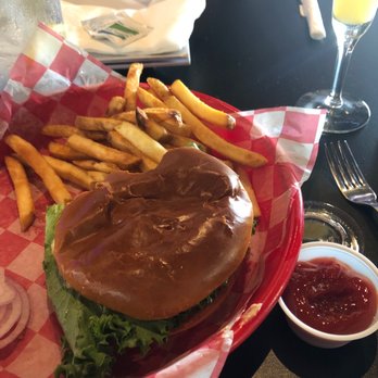 Calli Bakers Firehouse - Crab cake burger and mimosa - Seafood Near Me - Myrtle Beach, South Carolina
