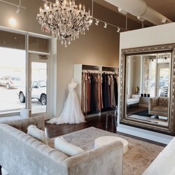 Ready or Knot Wedding Chic - Inside