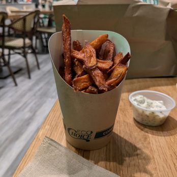 Elephant + Vine - Vegan Near Me - Chicago, Illinois