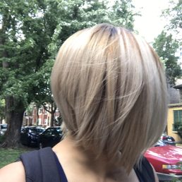 The angle and layers still looking good even after being wind blow. The angle and layers still looking good even after being wind blow.