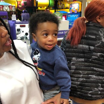 Chuck E. Cheese - Pizza Near Me - Hempstead, New York Chuck E. Cheese - Pizza Near Me - Hempstead, New York