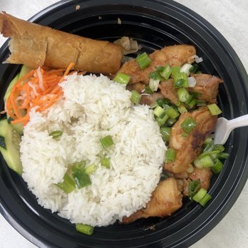 SJ Eggrolls - Chicken rice bowl - Vietnamese Near Me - San Jose, California SJ Eggrolls - Chicken rice bowl - Vietnamese Near Me - San Jose, California